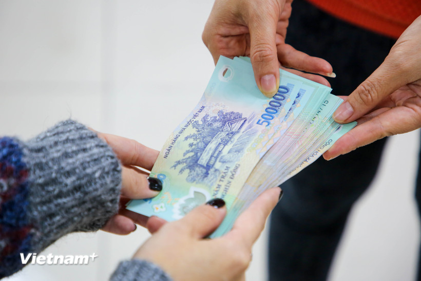 Khối doanh nghiệp thưởng Tết Bính Ngọ bình quân bao nhiêu?